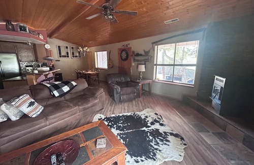 Zuzax Casa | Serene 2-bedroom house with fitness room in Tijeras