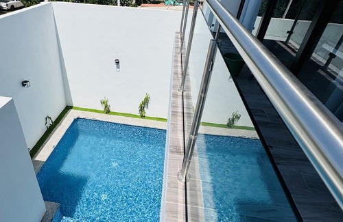Perula Casa | Casa Top Horizonte. Charming 3-bedroom beach house with AC & Private Pool.