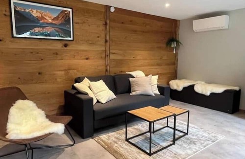 Boenigen Casa | Mountain Homes -Base Camp Studio