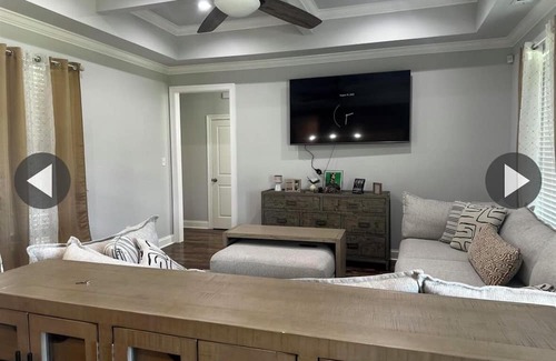 Merrydale Casa | Rustic FarmhouseJust 15 Minutes from LSU &Downtown