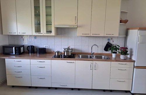 Lukovica Apartamento | Two Bedroom Apartment Booky 1