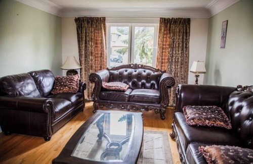 Aylmer Apartamento | Beautiful & Spacious home