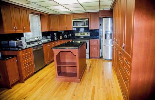 Aylmer Apartamento | Beautiful & Spacious home