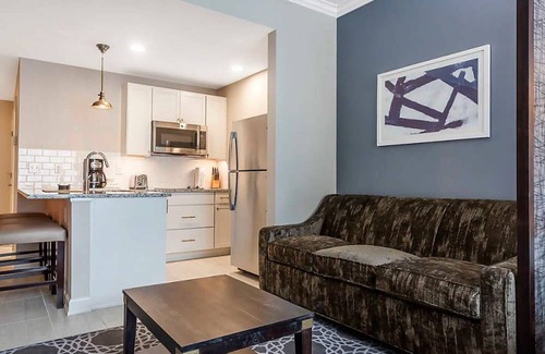 Cannonborough Elliotborough Complejo | Bluegreen's King 583 Resort - Studio – Charleston Charm Meets Modern Luxury