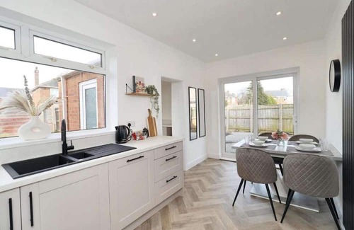 Billingham Casa | Cowpen Lodge Stylish home in Billingham