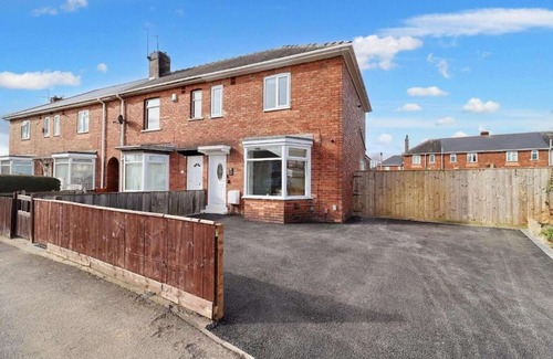 Billingham Casa | Cowpen Lodge Stylish home in Billingham
