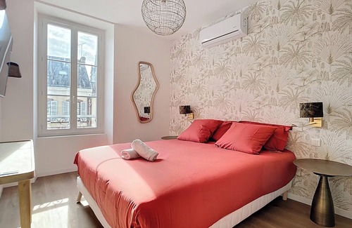 Montargis Apartamento | Amazon Suite