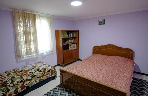 Telavi Apartamento | Charming 6-bedroom apartment in Telavi