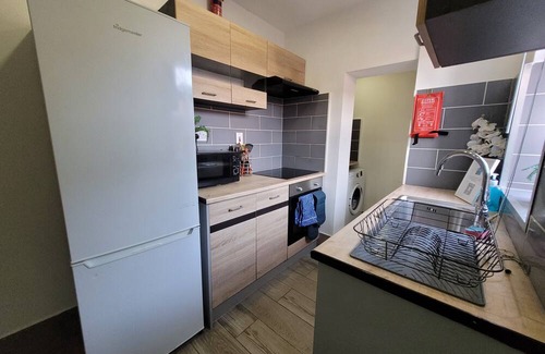 Ipswich Casa | Central Ipswich Stay: 2-Bed, Courtyard Garden & Work-Friendly