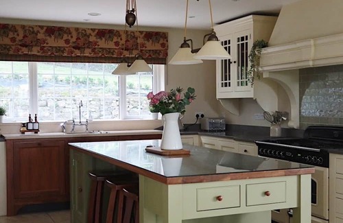 The Sheddings Casa | Stunning Georgian country retreat with countryside views of the Braid Valley