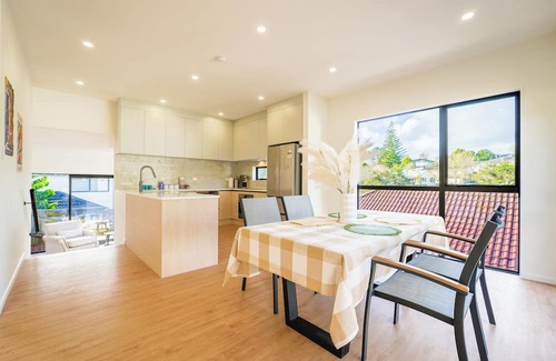 Glenfield Casa | Modern 4-Bedroom Home in Glenfield