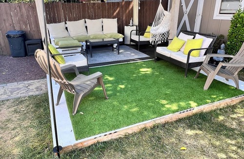 Manville Casa | Unwind at this 1 room and access to pool table,Netflix, outdoors hot-tub, gazebo