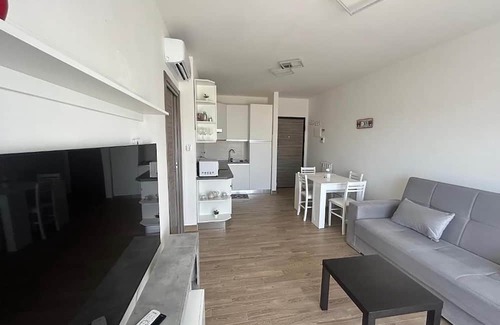 Rome Province Apartamento | Red Sky Apartment - Porta di Roma by Ghor