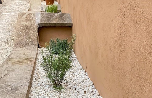 Monistrol de Calders Casa | 3-bedroom Mountain House with AC in Monistrol de Calders