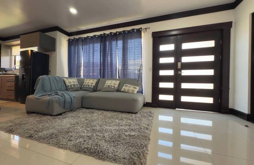 San Pablo de Heredia Casa | Fully Equipped 3 beds 2 cars 20-min airport
