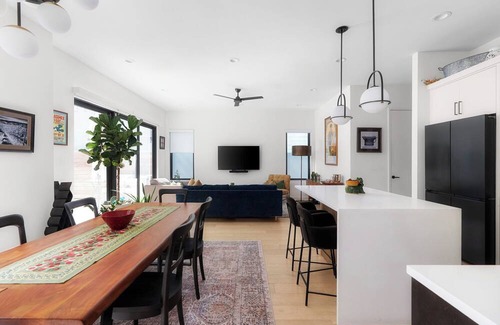 Brentwood Casa | Chic Poolside Escape - Central Austin 4BR + Pool