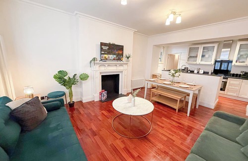 Bryanston and Dorset Square Apartamento | Modern 3-Bed Soho flat w/Wifi near Mayfair, Covent Garden, Picadilly Circus