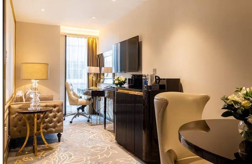 Portsoken Hotel | Botolph Junior Suite at Hotel Saint—Near British Museum, Somerset House, & More