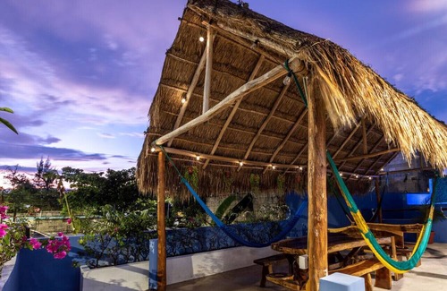 Luis Donaldo Colosio Villa | Primavera - Private & Cozy Room Close to the Beach