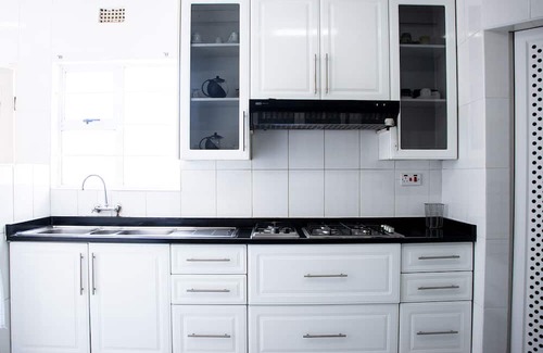 Gaborone Casa | Spacious 5-bedroom house in charming and peaceful Gaborone North with a garden