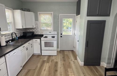 Creston Casa | Adair Hideaway : Quiet Neighborhood - Fenced Yard - Garage Parking