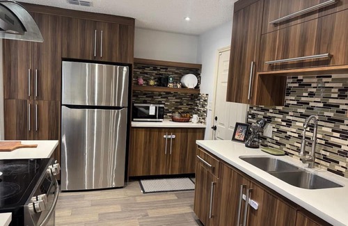Palmhurst Casa | Mayberry Cozy Home