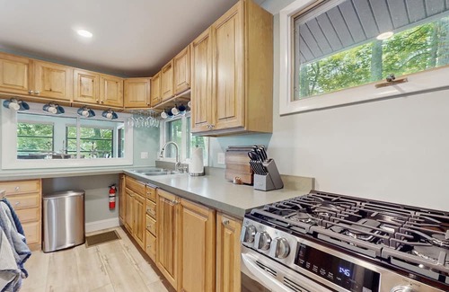 Gloversville Casa | Lakefront house with kayaks, hot tub, firepit, dock - in ADK Park