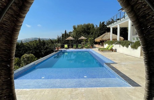 Bandol Villa | Ground floor apartment Villa with pool