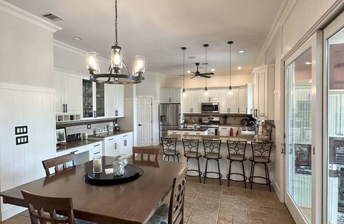 Seaford Casa | Ryder Cup! 4 beds 3.5 Bath house w/views in Seaford, LG Den w/Pool TBL, A/C