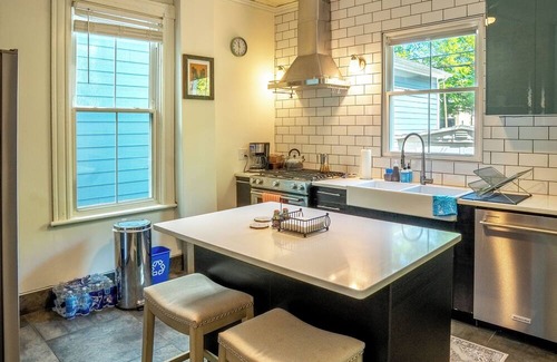 Fan District Casa | The Parkwood a 1910 historic gem