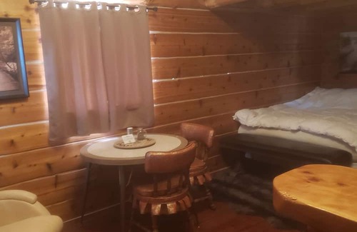 Thompson Falls Cabina | Iron line cabin 804