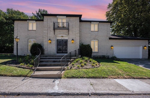 Xenia Casa | Spacious 4-bedroom house in Xenia near Universities