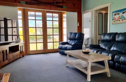 Port Sorell Casa | Cosy Beach Shack Retreat