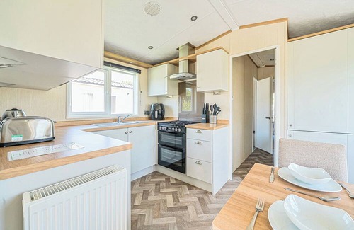 Great Billing Cabaña | SERENITY SHORES - BILLING AQUADROME in Billing Aquadrome Holiday Park