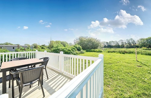 Great Billing Cabaña | SERENITY SHORES - BILLING AQUADROME in Billing Aquadrome Holiday Park