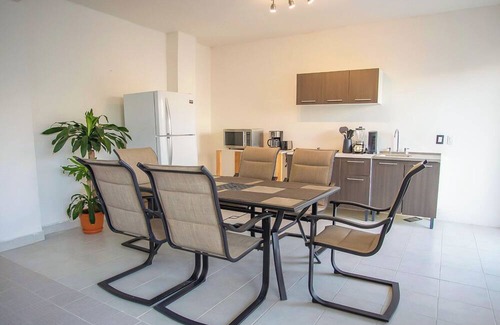 San Jose del Cabo Condominio | Modern 2-Bedroom Condo with A/C in Stunning Los Cabos
