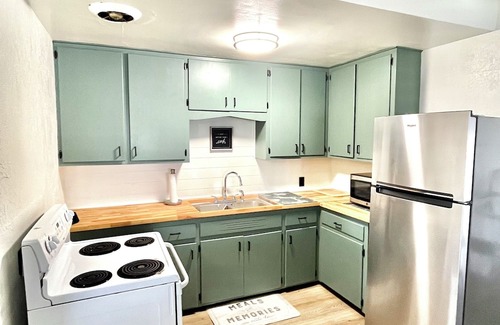 Grants Casa | Amazing 3-bedroom house with AC in Grants right off historic Route 66