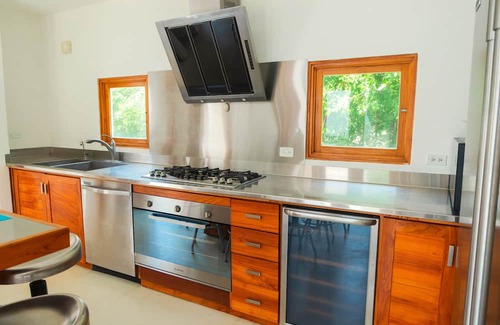 Playa Blanca Casa | Spacious 5-bedroom luxury villa with pool, golf view & Steps from the beach.