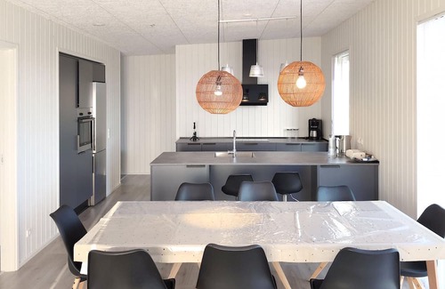 Hjarbæk Casa | 3 bedroom nice home in Løgstrup