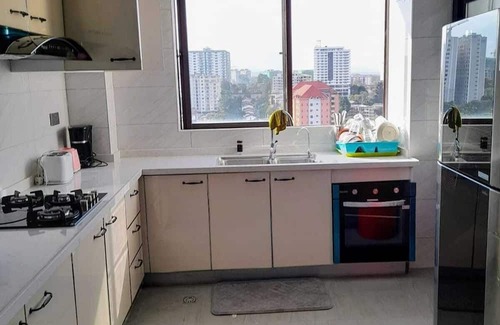 Mbotela Apartamento | Enchanting 5-bedroom apartment with fitness room in Nairobi