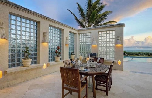 Long Bay Casa | ZenBreak Ocean Mist Villa 4bd
