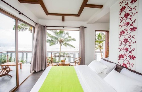 Polhena Complejo | 12 Bed Rooms Luxurious beachfront villa in Polhena