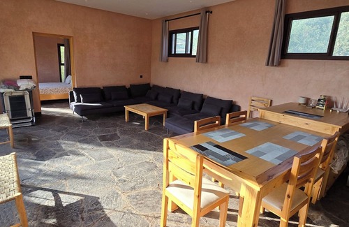 Tnine Ourika Villa | 3-bedroom villa in charming Ourika with AC, pool and 6000 m2 of amazing garden