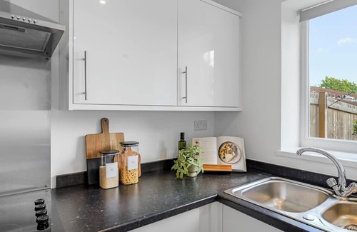 St Helens Casa | St Helens Near Haydock Park Racecourse, Free Parking