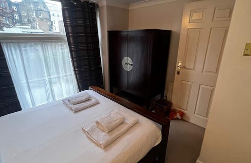Bryanston and Dorset Square Condominio | 2-bedroom ground floor condo in Central London, Marylebone, suitable for pets