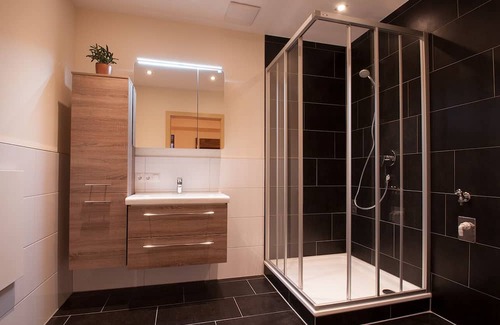 Prutz Apartamento | Zirbenwohnung Haus Rose: The cozy family and pet vacation apartment.