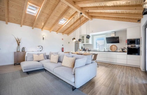Rogil Apartamento | Cosy & Calm Rosemary Retreat in Rogil