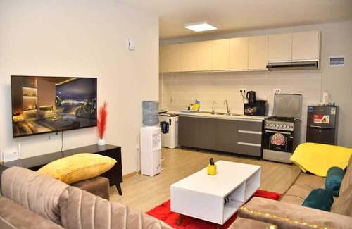 Syokimau Apartamento | Pleasant 3-bedroom apartment with pool in Nairobi overlooking the park-Makumbi