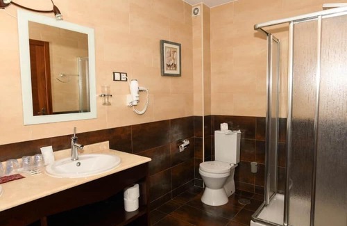 Fisterra Apartamento | Apartment-Apartment-Private Bathroom-Street View