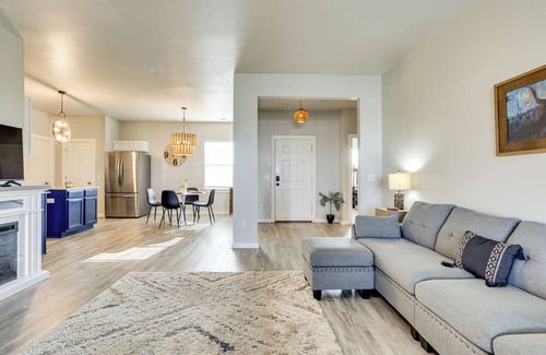 Edmond Casa | Golf, Swim, Relax: Oklahoma Ranchland Retreat